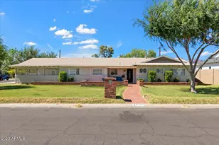 4320 E Clarendon Ave, Phoenix, AZ 85018 - Photo 1