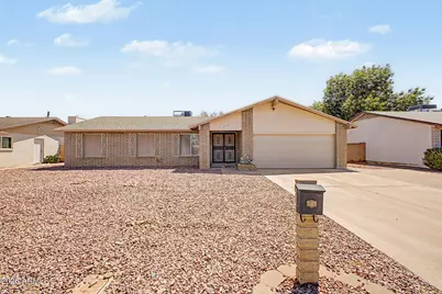 3753 W Dalphin Road, Phoenix, AZ 85051 - Photo 1