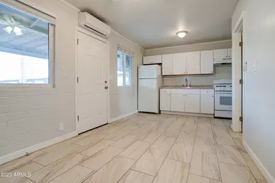210 E Jones Avenue # 8, Phoenix, AZ 85040 - Photo 1