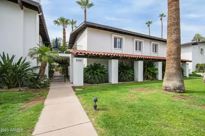 3701 E Monterosa Street #Unit 6, Phoenix, AZ 85018 - Photo 1