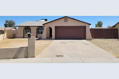 8017 W Meadowbrook Avenue, Phoenix, AZ 85033 - Photo 1