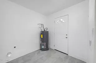 7113 W Vernon Ave, Phoenix, AZ 85035 - Photo 29