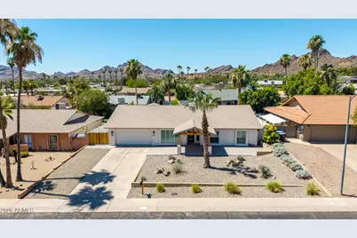 2335 E Shangri La Road, Phoenix, AZ 85028 - Photo 1