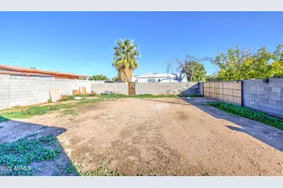 10345 N 90th Avenue, Peoria, AZ 85345 - Photo 11