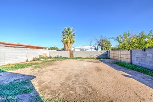 10345 N 90th Ave, Peoria, AZ 85345 - Photo 11
