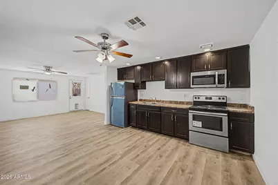 1929 N 69th Drive, Phoenix, AZ 85035 - Photo 1
