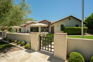 4029 N 57th Pl, Phoenix, AZ 85018 - Photo 1