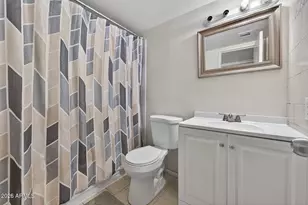 8243 N 34th Dr, Phoenix, AZ 85051 - Photo 13