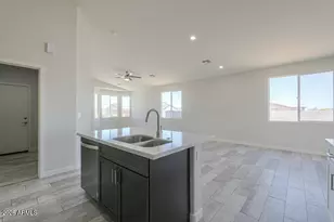 10112 W Carousel Dr, Arizona City, AZ 85123 - Photo 13