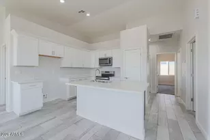 10112 W Carousel Dr, Arizona City, AZ 85123 - Photo 11
