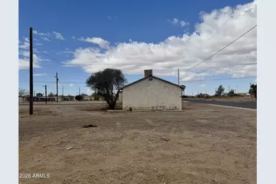 327 W Dr Martin Luther King Street, Eloy, AZ 85131 - Photo 1