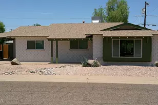 8608 E Highland Ave, Scottsdale, AZ 85251 - Photo 1