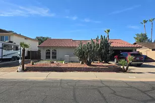 2431 W Crocus Dr, Phoenix, AZ 85023 - Photo 7