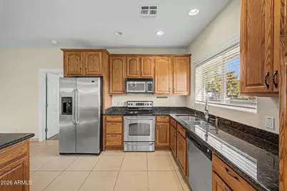 426 E Horseshoe Avenue, Gilbert, AZ 85296 - Photo 33