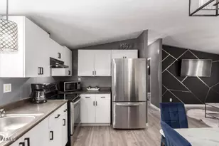 2605 W Van Buren St, Phoenix, AZ 85009 - Photo 1