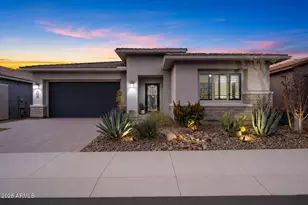 2828 E Donald Dr, Phoenix, AZ 85050 - Photo 1