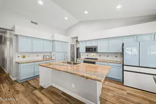 7318 W Villa Hermosa, Glendale, AZ 85310 - Photo 9