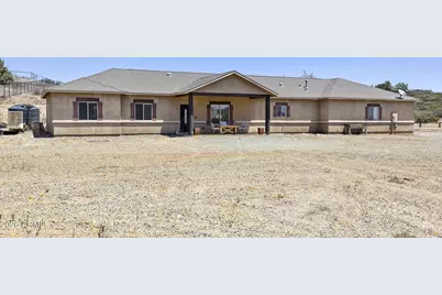 10930 S Banjo Way, Mayer, AZ 86333 - Photo 1