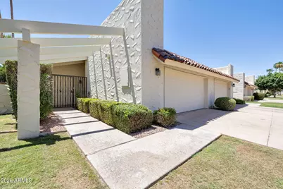 5526 N 71st Street, Paradise Valley, AZ 85253 - Photo 1