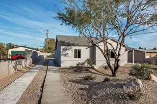 2302 W Orange Dr, Phoenix, AZ 85015 - Photo 1