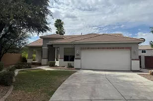4381 E Sundance Ct, Gilbert, AZ 85297 - Photo 1