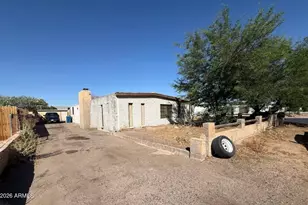 9478 E Escondido Ave, Mesa, AZ 85208 - Photo 1