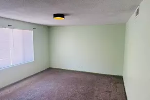 9431 N 37th Ave, Phoenix, AZ 85051 - Photo 15