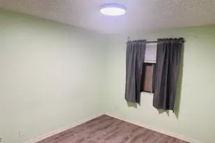 9431 N 37th Ave, Phoenix, AZ 85051 - Photo 21