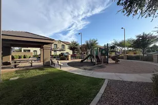2727 N Price Rd, Chandler, AZ 85224 - Photo 27
