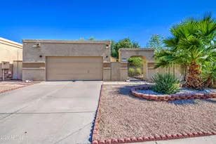 913 E Wahalla Ln, Phoenix, AZ 85024 - Photo 1