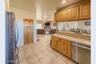 1002 E Lena Way, Huachuca City, AZ 85616 - Photo 17