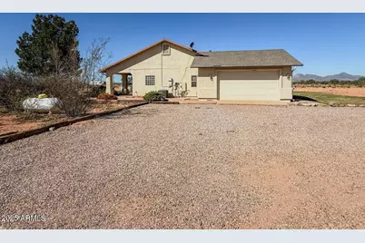 1002 E Lena Way, Huachuca City, AZ 85616 - Photo 37
