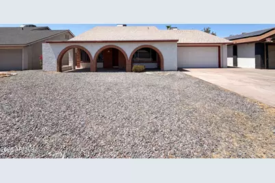 4260 E Vineyard Road, Phoenix, AZ 85042 - Photo 1