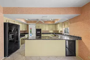 7344 E Rose Ln, Scottsdale, AZ 85250 - Photo 11