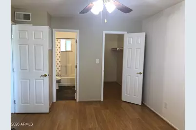 2020 S Granada Drive #Apt 5, Tempe, AZ 85282 - Photo 1