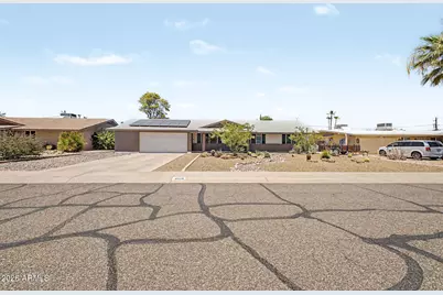 3910 E Shangri La Road, Phoenix, AZ 85028 - Photo 1