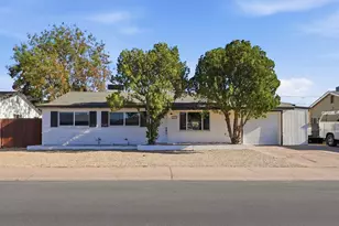 3327 W Charter Oak Rd, Phoenix, AZ 85029 - Photo 1