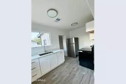 1021 E Fillmore Street, Phoenix, AZ 85006 - Photo 11