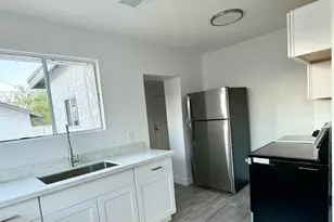 1021 E Fillmore St, Phoenix, AZ 85006 - Photo 11