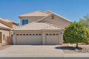 427 W Palomino Dr, Tempe, AZ 85284 - Photo 1
