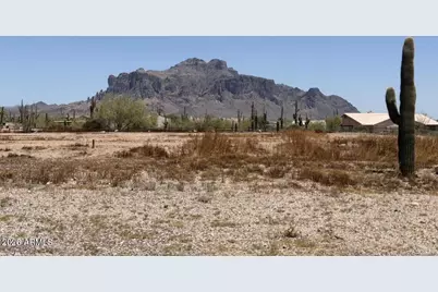 4726 N Gila Road, Apache Junction, AZ 85119 - Photo 1