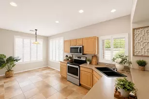 7717 W Via Montoya Dr, Peoria, AZ 85383 - Photo 13