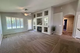 7717 W Via Montoya Dr, Peoria, AZ 85383 - Photo 11