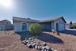2803 N Dakota St, Chandler, AZ 85225 - Photo 1