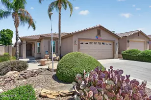 10798 W Chisholm Dr, Peoria, AZ 85373 - Photo 1