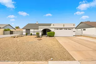 7241 W Laurel Ln, Peoria, AZ 85345 - Photo 1