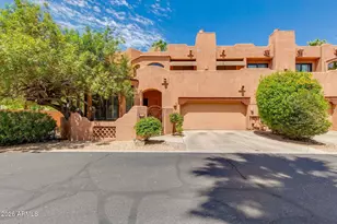 4545 N 42nd St, Phoenix, AZ 85018 - Photo 1