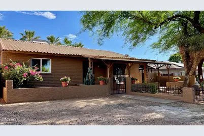 1218 E Shangri La Road, Phoenix, AZ 85020 - Photo 1