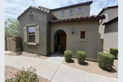 3677 E Zachary Drive, Phoenix, AZ 85050 - Photo 1