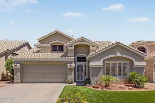 3818 E Tanglewood Dr, Phoenix, AZ 85048 - Photo 1